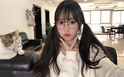 娱乐吃瓜酱蓝莓视频,娱乐吃瓜酱带你揭秘娱乐圈幕后故事